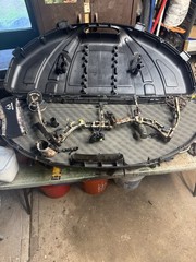 Blackhawk Camo RH Compound Bow 70lb 29-31in Draw 31in w/ Hard Case