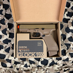 NEW Glock G19X CO2 Airsoft Pistol – Coyote (2276338)