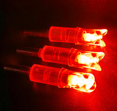 20Inch Crossbow Bolts OD 8.8MM LED Lighted Nocks 100Grain Hunting Broadheads