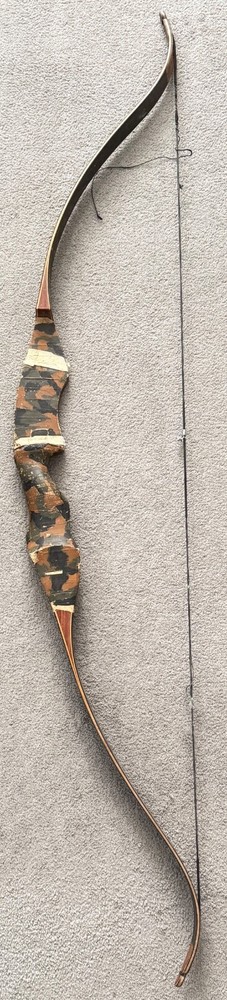 VTG Damon Howatt Hunter Recurve Bow 62” 46 @ 28” HH 72110 Black RH Archery READ