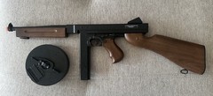 Thompson U.S. Model 1928 Electric Airsoft Rifle Drum Magazine Wood-Style