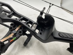 Diamond Bowtech Infinite Edge XT BLACK OPS Compound Bow UPGRADE PKG RH