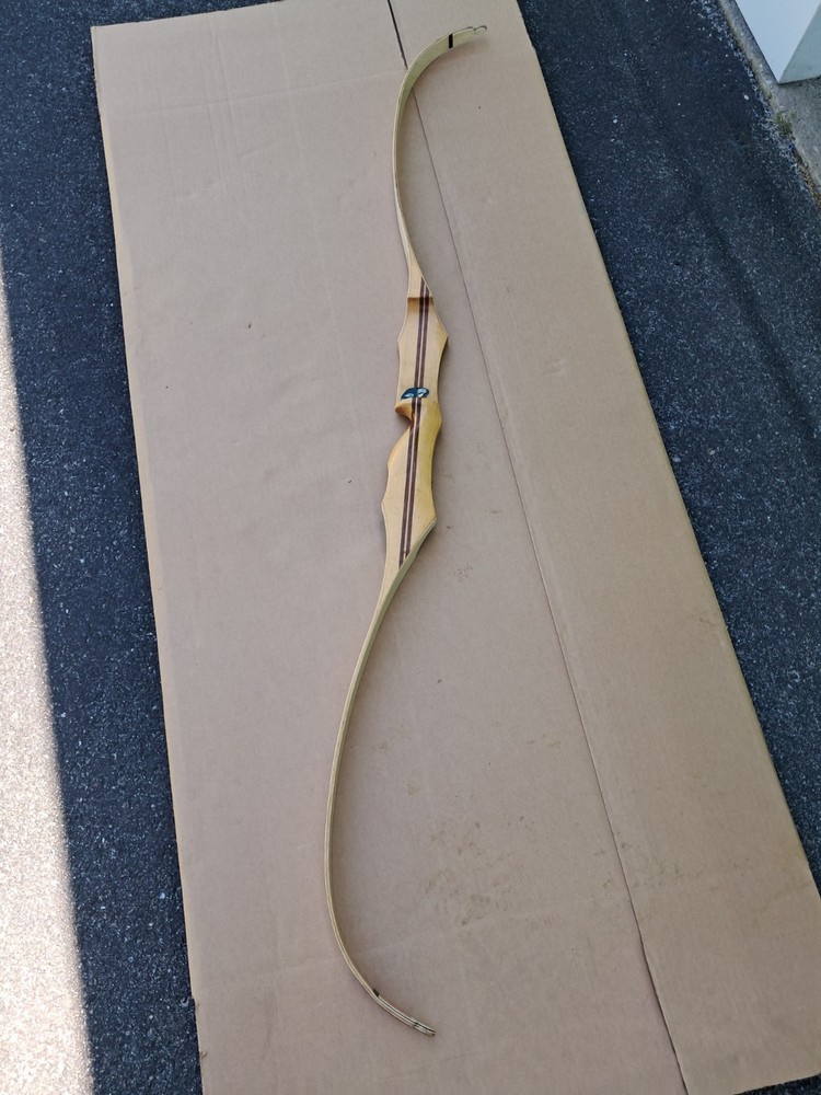 Vintage Damon Howatt Truimph MAS 6198 AMO 62″ Left LH Recurve Bow