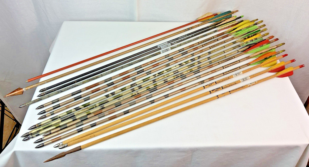 Lot of 17 Vintage Aluminum, Carbon & Wood Arrows -Easton, Game Winner, Wolverine