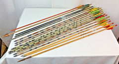 Lot of 17 Vintage Aluminum, Carbon & Wood Arrows -Easton, Game Winner, Wolverine