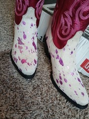 Dingo Women’s Take No Bull Fuchsia Cowboy Boots Size 8