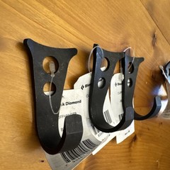 Black Diamond Cliffhanger Hook Lot Of 4