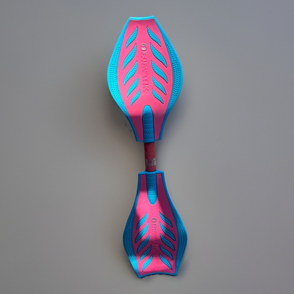 Razor Ripstik Skateboard Swivel Caster Board 33″ Blue Pink