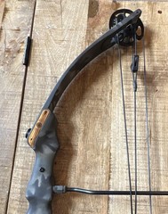 Vintage Martin Ted Nugent Pro Safari Compound Bow 55-70lbs