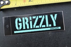 Grizzly Griptape Clothing Tag Teal Black Bear Z31A Vintage Skateboarding STICKER