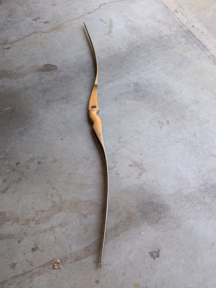Vintage Cravotta Bros. Black Hawk Yellow Jacket recurve Bow 50# RH