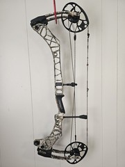 Mathews VXR 31.5 Compound Bow