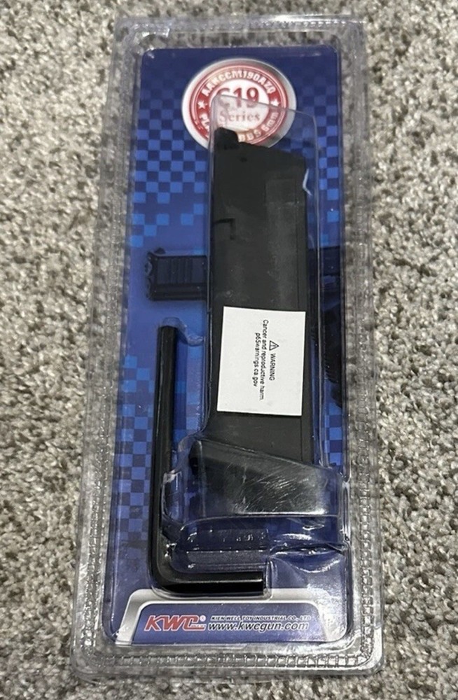 KWC GLOCK 17 C02 6mm GBB Airsoft Pistol Magazine by KWC 17rd
