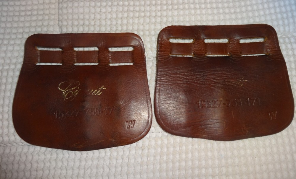 DOVER CIRCUIT Billet Guards – Stamped «15327-755-171» – NICE! (Set of 2 Guards)