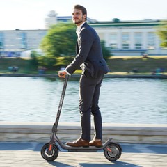 Electric Scooter Adult Folding E-Scooter 350W Long Range 25KM/H Fast Speed w/APP