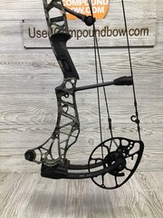 Used Mathews Lift X 29.5 Right Hand Kuiu Verde riser/ Black limbs 27″/70#