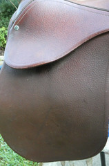 Rossi y Caruso for Simco 17″ Leather Saddle