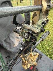 Bear Archery Legit RTH RH 70lb Fred Bear Camo- Sight, Rest, Stabs, Feet & Quiver