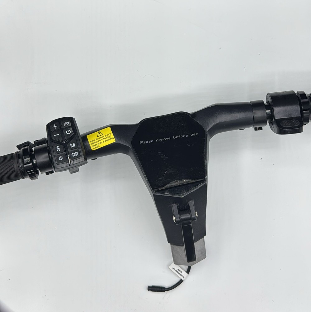 GoTrax Ares/GX0 Handelbar Display – 36V 16Ah 500W*2 (/RT6-23695-ARES/GX0-UG)