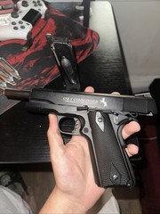 COLT Commander 1911 Co2 Blowback .177 Cal BB Gun Replica by UMAREX 2254028