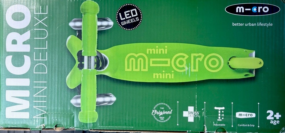 Micro Mini Deluxe LED Wheels Scooter Swiss-Designed, GREEN Ages 2-5 NEW