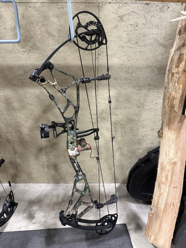 Used Bear Arena 34 RH 70lbs (New Limbs/cam/Strings )