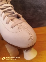 Ladies White Chicago 800 Series Roller Skates Roller Skates Size 9 April 2021