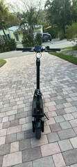 NIU KQi300P Black Electric Scooter Adults Digital Display Headlight 20 mph