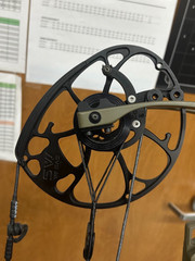 Mathews V3X 29 Compound Bow RH 27″ 70lb Ambush Green 4430776