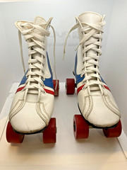 Vintage Derby Fireball Quad Roller Skates Size 5 Made Philippines White Red Blue