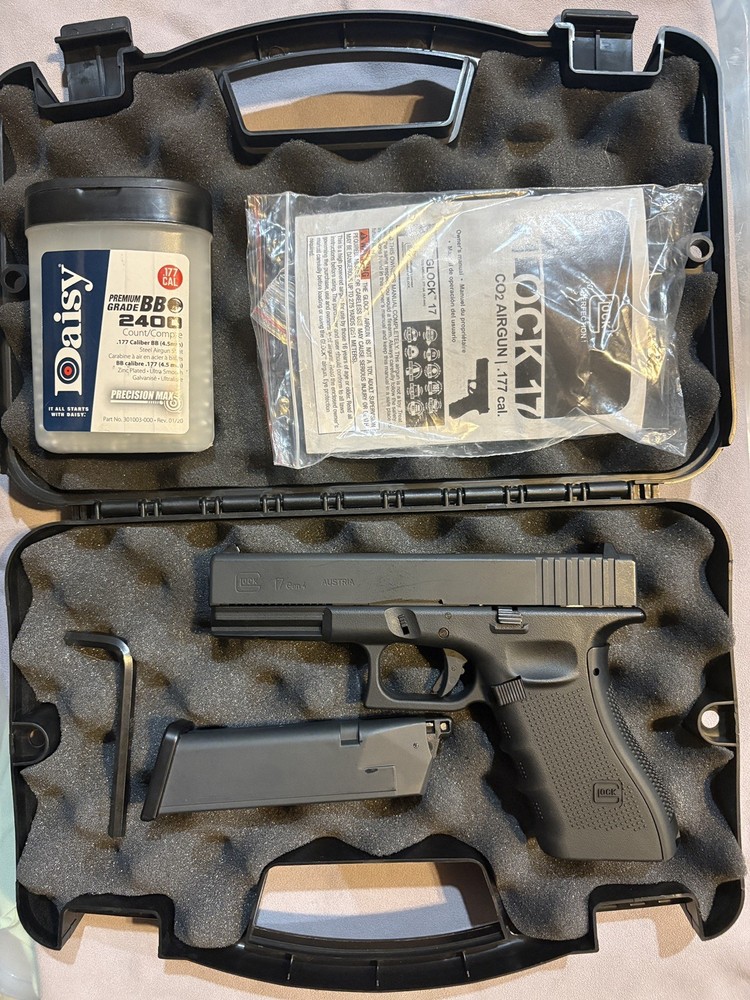 Umarex Glock 17 Gen4 CO2 .177 BB Blowback Gun
