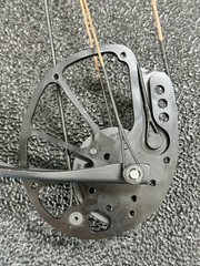 Bear Vast RTH Compound Bow, 20-30″ Draw Length, 40-70lbs Draw Weight (PD1124364)