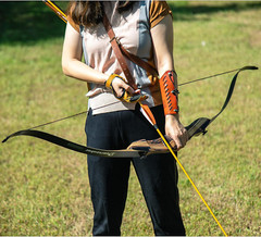 Deerseeker Archery 62″ Takedown Recurve Bow Set for Adults & Youth with Right Ha