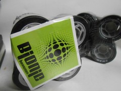 Atom Snap 62mm/91A Roller Skate Wheels Black Set of 8 NEW