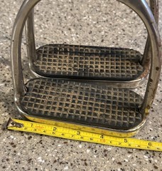 Set Of Fillis Stirrup Irons 12 Cm (4.7”) With rubber Tread pads Well Loved