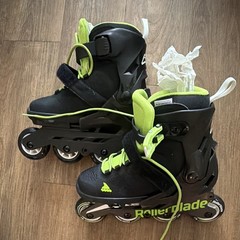 Rollerblade Microblade Kids Adjustable Inline Skates US 2-5 Black/Green