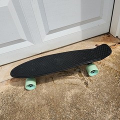 Penny Skateboards Black Plastic Cruiser Surf Skateboard Mint Wheels Abec 7