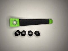 Headrest bow hanger with rubber insert