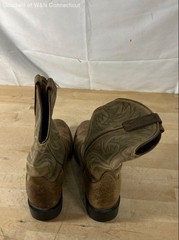 Ariat Heritage Roper Distressed Brown Leather Western Boots Men’s Size 9.5 D