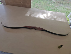Bear Archery Grizzly Recurve Bow A632 60in 50lb @ 28in RH Bow Hunting