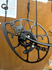 Mathews Lift X 29.5 Compound Bow RH 28″ 70lb Shale 4812594
