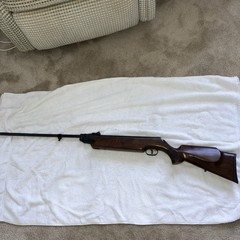 Weihrauch HW35 .177 Cal Spring-Piston Pellet Air Rifle – Classic German Quality