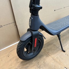 PRO ELECTRIC SCOOTER 630W 10.4AH LONG RANGE 40KM HIGH SPEED FOR ADULT BRAND NEW