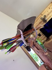 Ben Pearson Cougar 7050 Recurve Bow 62in 40# @ 28in RH Wood Brown/Black