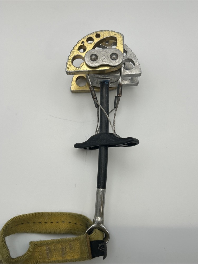 Black Diamond Camalot Pre-c4 Vintage Size 2 Functional Rock Climbing Cam