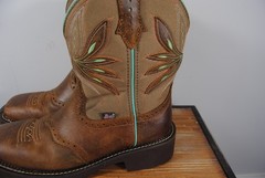 Justin Women’s Western Equestrian Boots Brown Leather Fabric GY9536 Size 9B