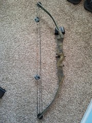 Fred Bear Whitetail II Compound Bow Camo Left Handed 60lb 28″ Vintage Hunting