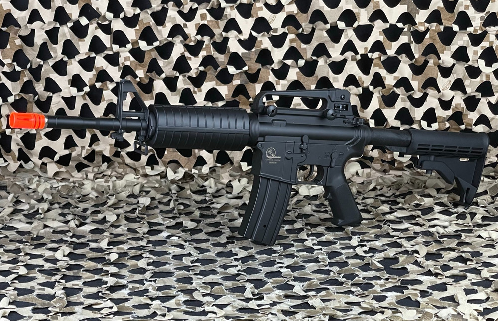 NEW ArmaLite M15 A4 Carbine AEG Airsoft Gun Value Pack (50023)