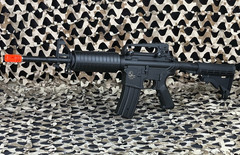 NEW ArmaLite M15 A4 Carbine AEG Airsoft Gun Value Pack (50023)