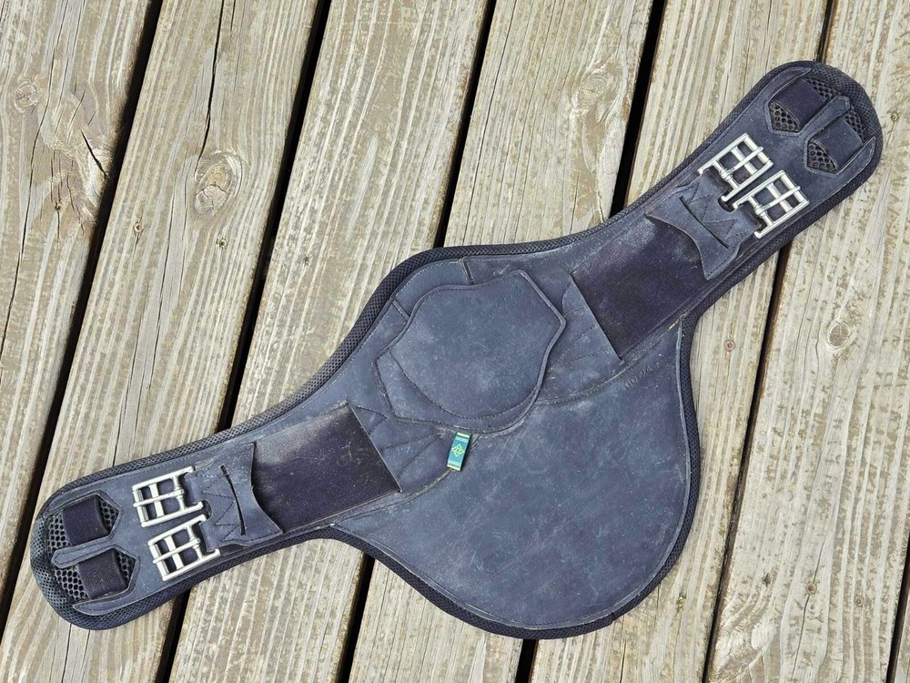 Devoucoux GT Option Black Padded Belly Guard Stud Dressage Girth – 24″-60cm EUC!